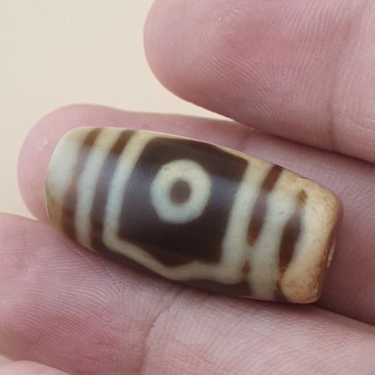 Vintage 3 Eyes Himalayan Tibetan Agate Dzi Bead Amulet