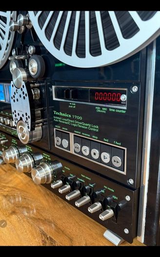 Hifi at its very best Mega Rare opportunity to own the greatest Technics reel to reel, the RS-1700 but this is Xtra special as its The McIntosh Tribute completely Restored the only one in the country 17k to buy
