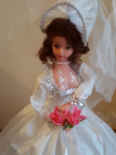 singing and moving doll