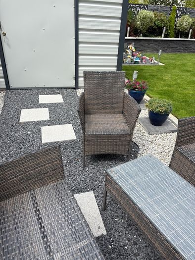Garden Furniture in great condition.