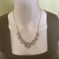 Silver tone sparkling necklace
