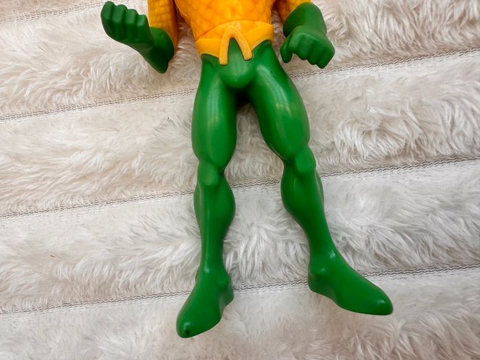 Kinder Maxi 2023 DC Justice League Aquaman approx. 12.5 cm. Used Please see phtos