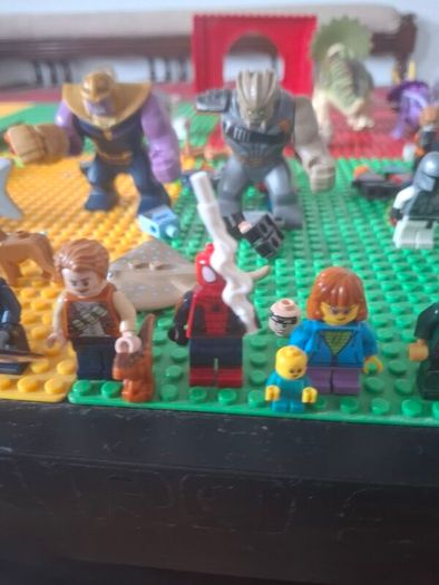 Lego and Lego Table