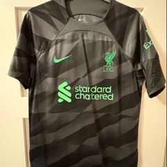 Liverpool 23/24 home goalkeeper jersey