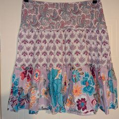 Beautiful floral midi skirt from Sisley