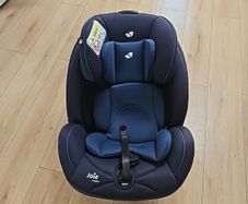 baby car with infants insert