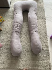 pregnancy pillow