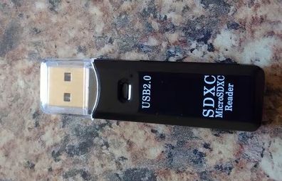 USB 2.0 SD Card Reader