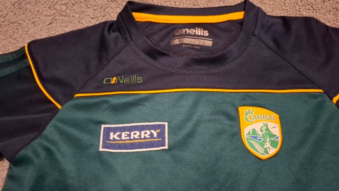 Kerry GAA O'Neills Gaelic Football Jersey (Youths 10-11 Years) FREE POST