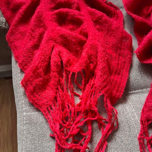 Red Ruched Knitted Scarf 115x40cm RIVER ISLAND