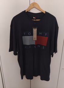 men's Tommy jeans t shirt