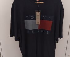 men's Tommy jeans t shirt