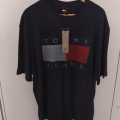men's Tommy jeans t shirt