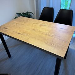 Dining table NEW