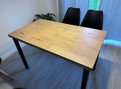 Dining table NEW