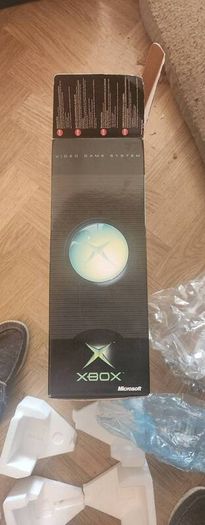 Xbox boxed 2 controllers + bundle
