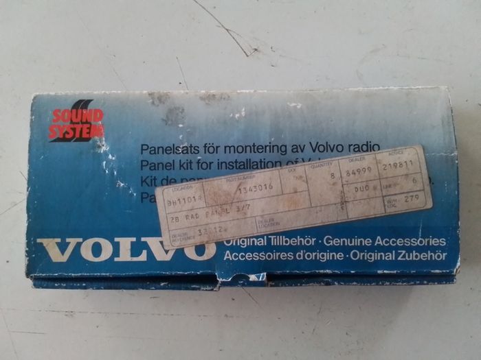 1.Volvo Radio Panel Kit.