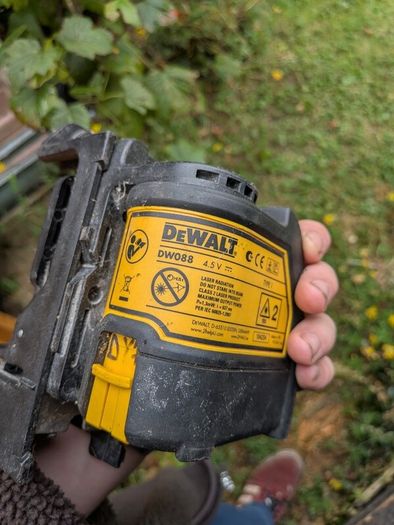 DeWalt self leveling Laser