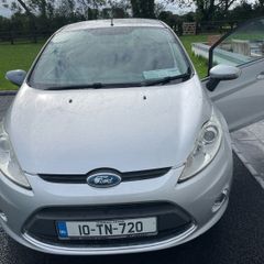 2010 Ford Fiesta