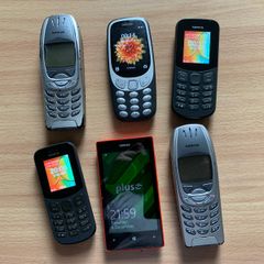 Lot of old phones (18 units)