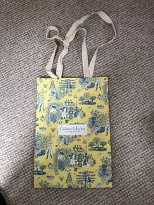 Crabtree & Evelyn carry bag