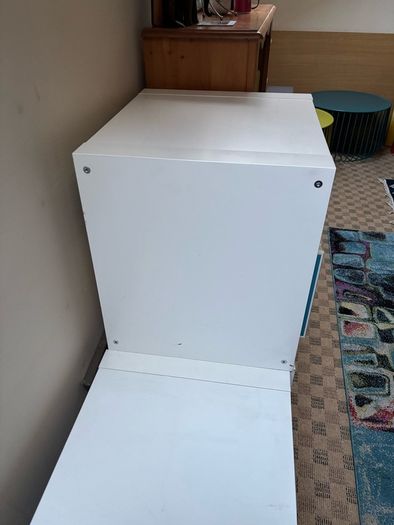 Shelving unit