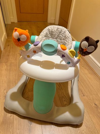 baby walker