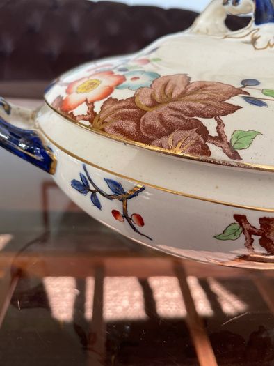 Antique Corona Ware Rosalind Round Covered Vegetable Tureen