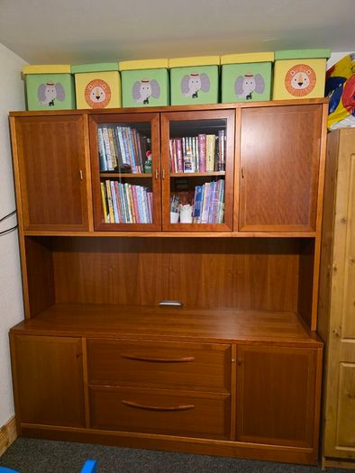 Free cabinet