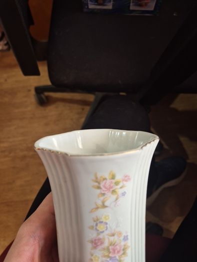 Vintage Quality Porcelain Vase