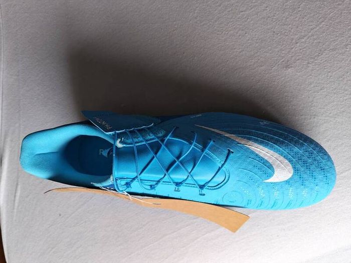 football boots Nike phantom size 10