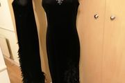 Women's Dress Black Velvet and Ostrich Feathers Size 14