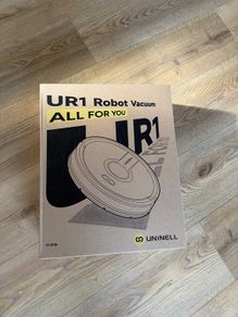 UR1 Robot Vacuum