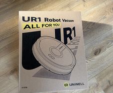 UR1 Robot Vacuum
