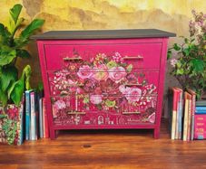 Chest of drawers
