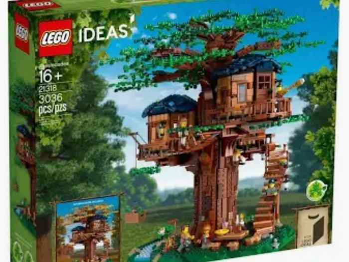 Lego Tree House (21318)