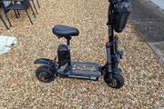 Duotts D88 Electric Scooter - Dual Motor 5600W