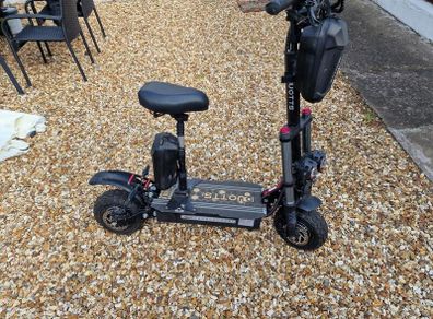 Duotts D88 Electric Scooter - Dual Motor 5600W
