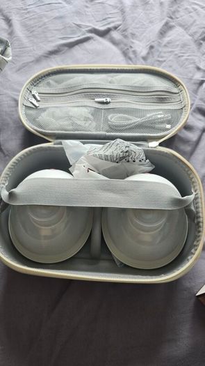 Mom Cozy M5 Breast Pumps