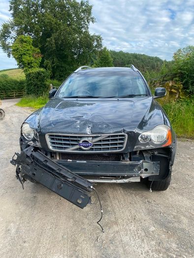 2012 VOLVO xc90 breaking for parts