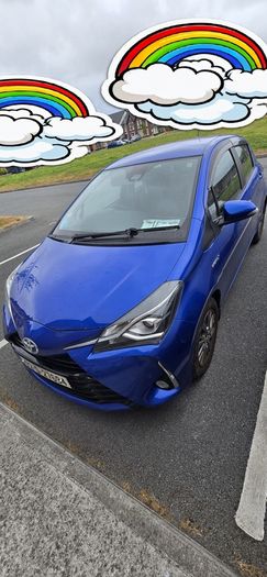 2017 Toyota Yaris Hybrid - Great Condition