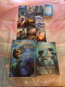 Mermaid Tarot cards by Leeza Robertson.