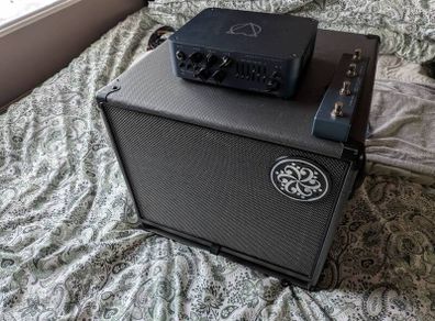 DarkGlass Alpha Omega 500 Bass Head + Darkglass DG112N Bass Cab