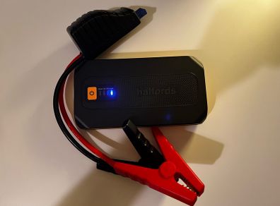 Halfords Up to 3L Jump Starter