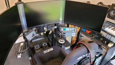 Sim Racing Rig - Extruded Aluminium