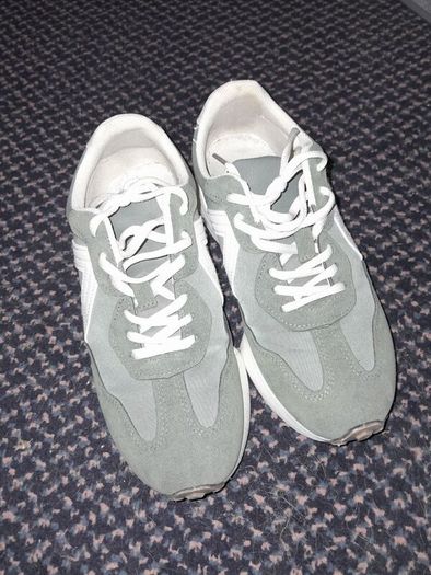 ladies trainers