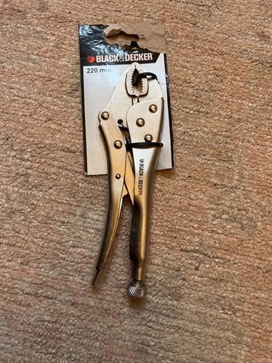 locking pliers