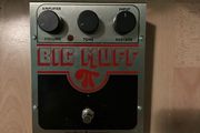 Electro Harmonix Big Muff Pi Distortion Fuzz Guitar Pedal