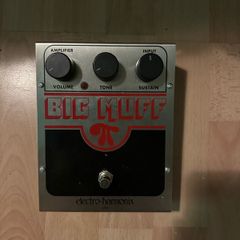 Electro Harmonix Big Muff Pi Distortion Fuzz Guitar Pedal