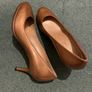 Stuart Weitzman metallic gold leather high heels Size 7.5 Image 6